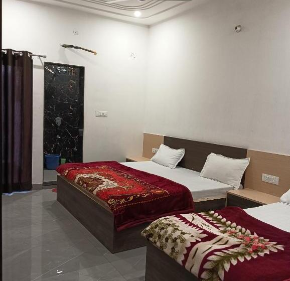 Shree Radhe Mohan Hotel And Resort Khatushyamji