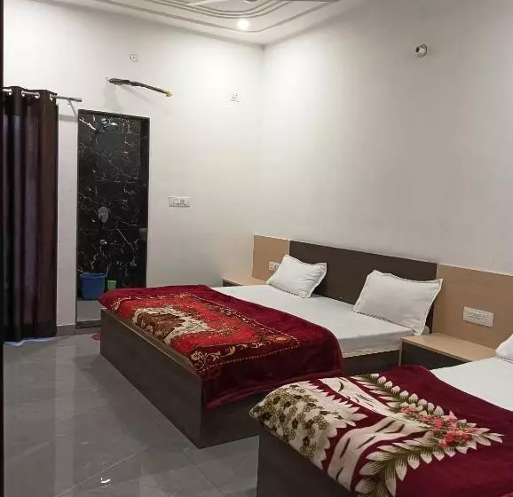 Shree Radhe Mohan Hotel And Resort Khatushyamji