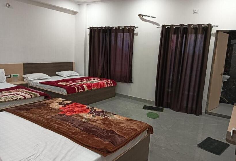 Shree Radhe Mohan Hotel And Resort Khatushyamji