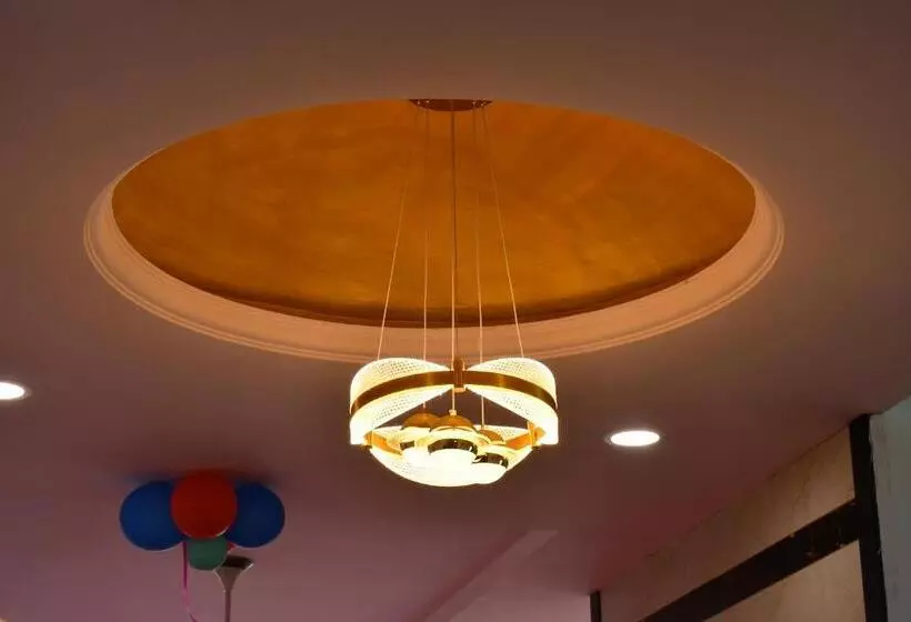 Shree Radhe Mohan Hotel And Resort Khatushyamji