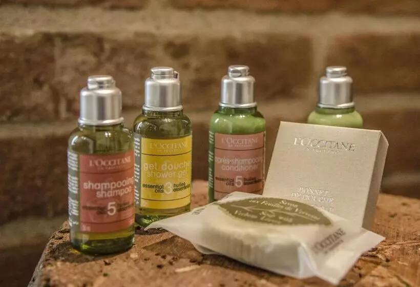 Aamiaismajoitus (B&B) Tuttomio Suite Con Idromassaggio