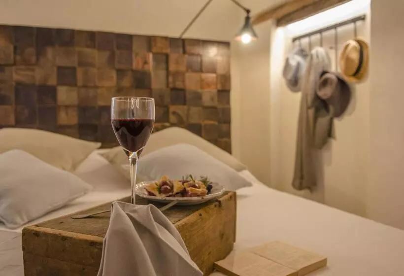 Aamiaismajoitus (B&B) Tuttomio Suite Con Idromassaggio