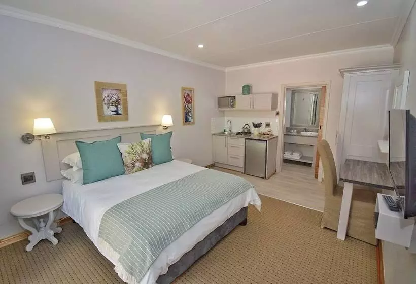 Clarens Retreat