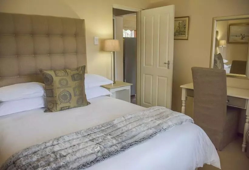 Clarens Retreat