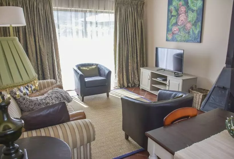 Clarens Retreat