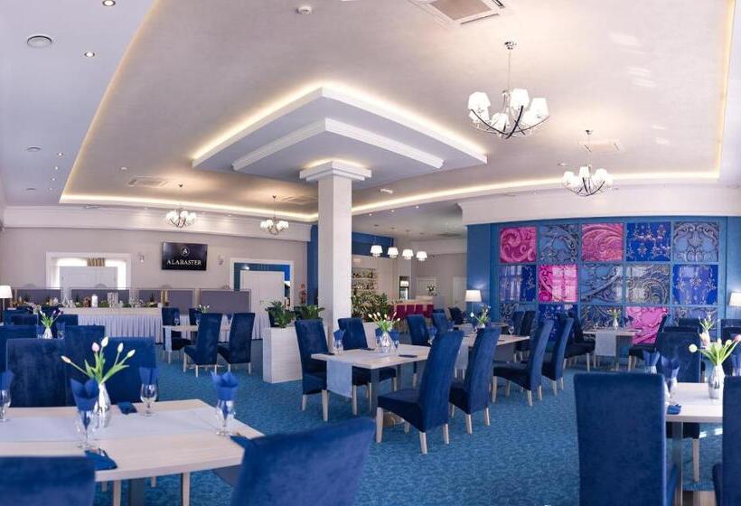 酒店 Alabaster Rezydencja