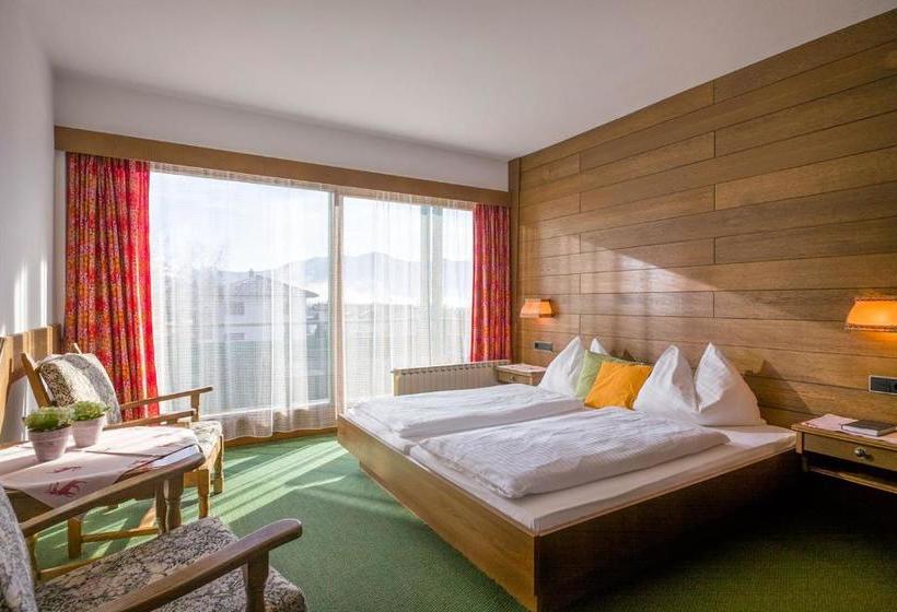 ホテル Appartements Achensee