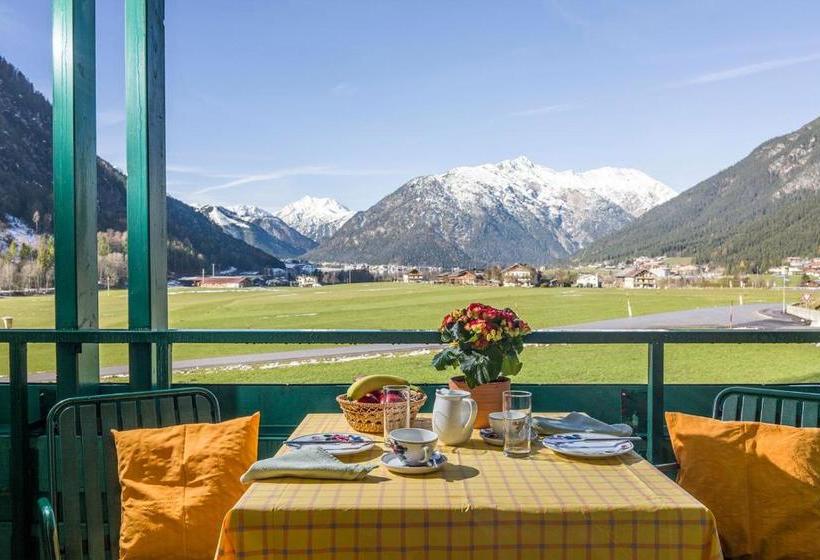 ホテル Appartements Achensee