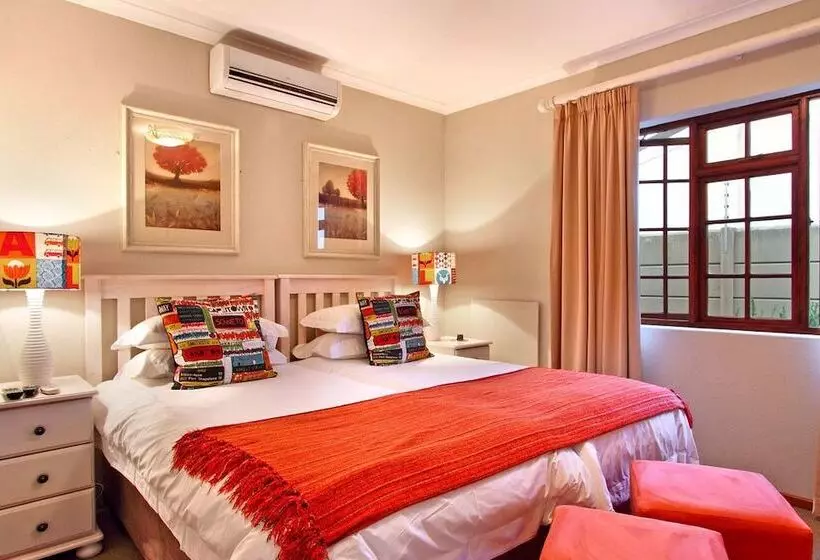 هتل Apple Tree Guest House