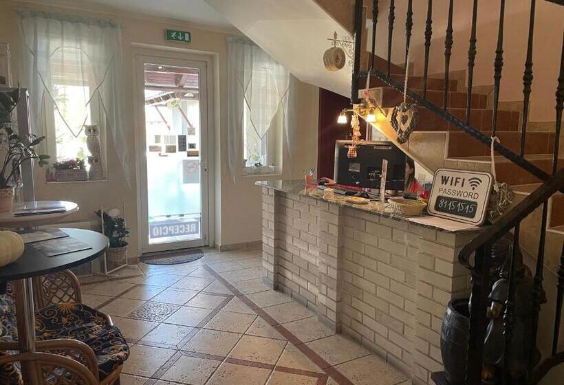 Hotel Bagolyvár Inárcs