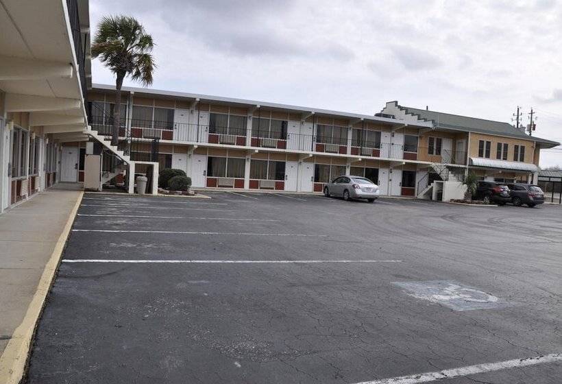 Отель Best Rest Inn