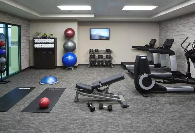 ホテル Courtyard By Marriott Lake George