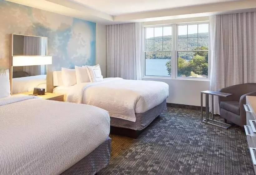 ホテル Courtyard By Marriott Lake George