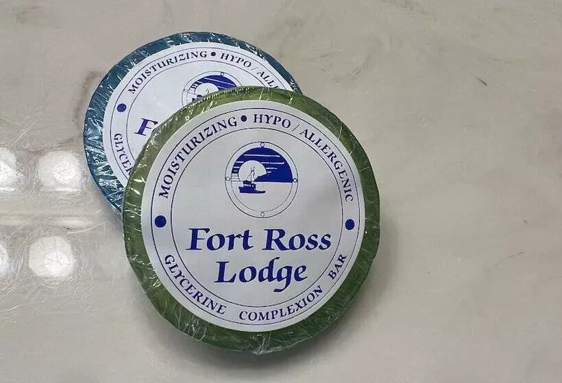 ホテル Fort Ross Lodge