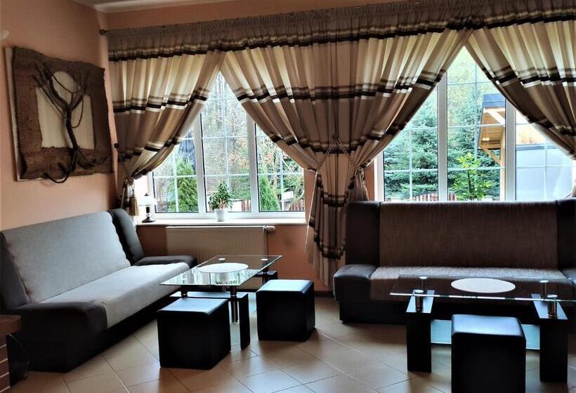 בית מלון כפרי Helena