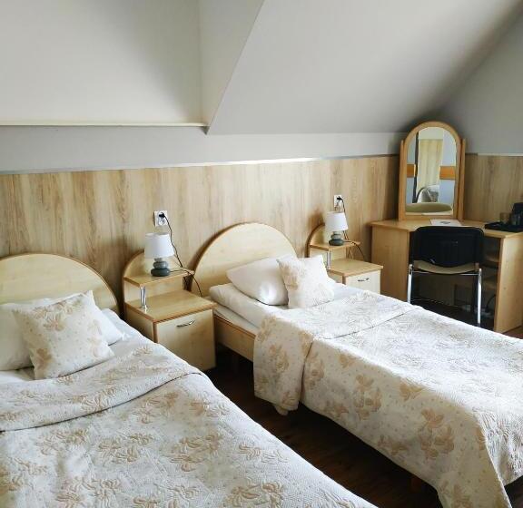 בית מלון כפרי Helena