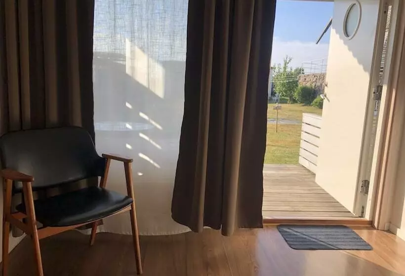 ホテル Kvarnen Pensionat Och Restaurang