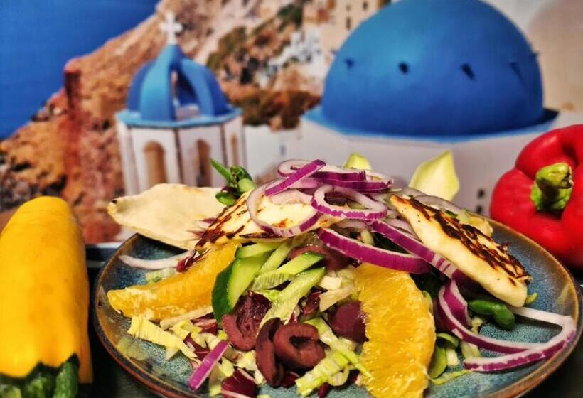 ホテル Malinowski Economy