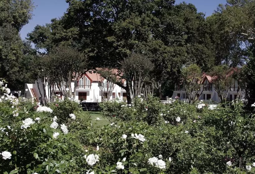 ホテル River Meadow Manor