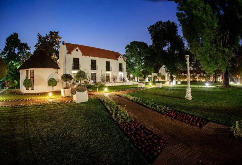 호텔 River Meadow Manor