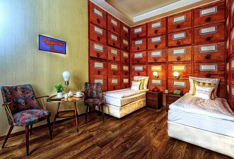 هتل Stare Kino Cinema Residence