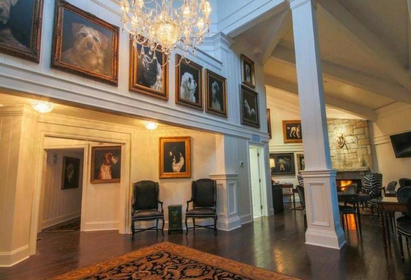 فندق The Park On Main