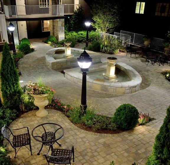 فندق The Park On Main