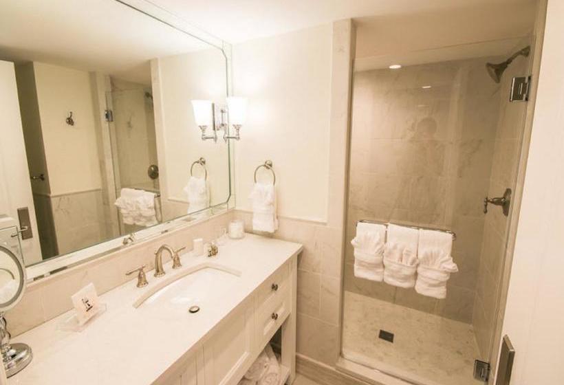 فندق The Park On Main