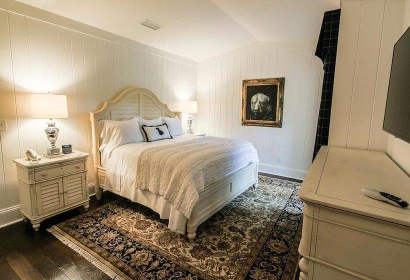 فندق The Park On Main