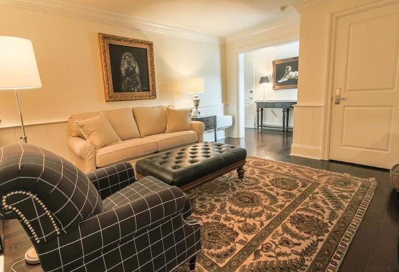 فندق The Park On Main