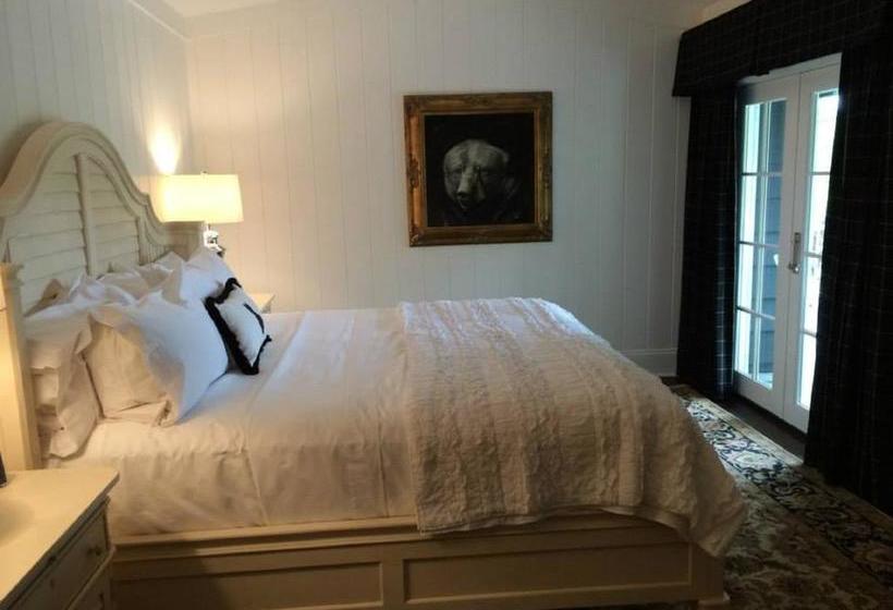 فندق The Park On Main