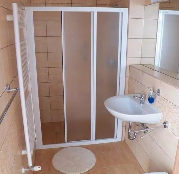 Meridian Thermal Hotel Akupunktúra és Természetgyógyászati Centrum