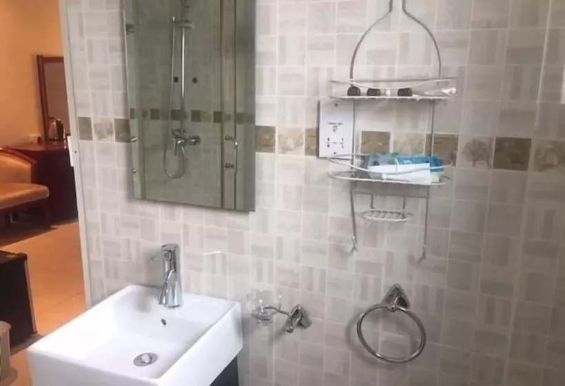 پانسیون Comfort Palace Guesthouse Kasane