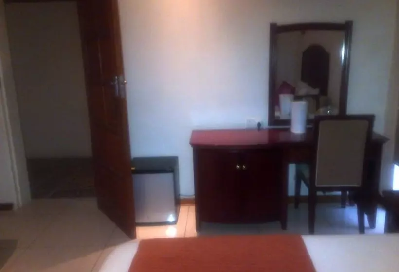 پانسیون Comfort Palace Guesthouse Kasane