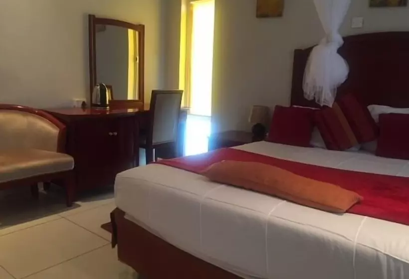 پانسیون Comfort Palace Guesthouse Kasane
