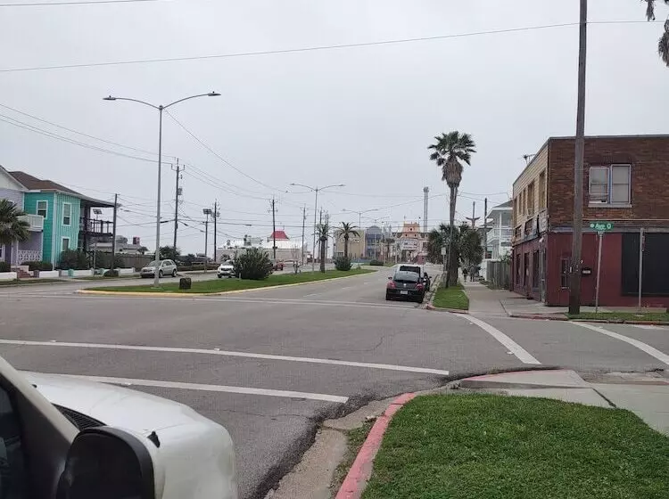 Rosenberg Motel