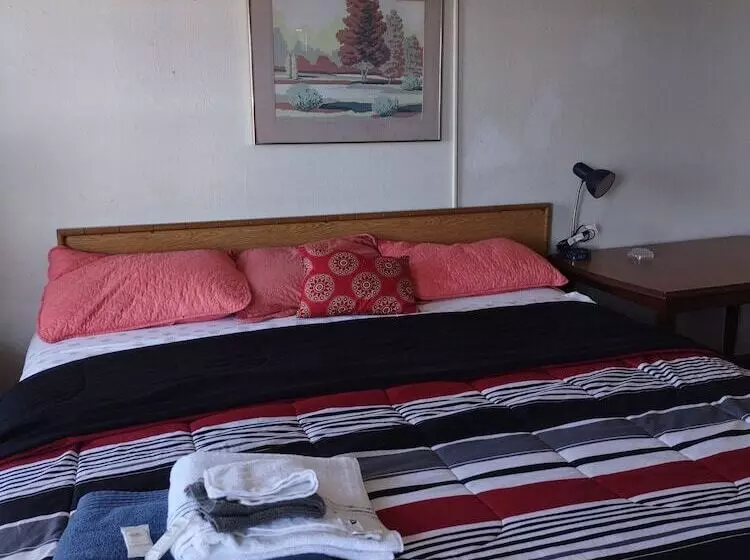 Rosenberg Motel