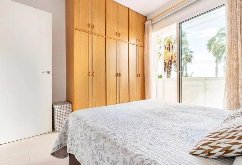 Sitges Seafront Ribera Apartment