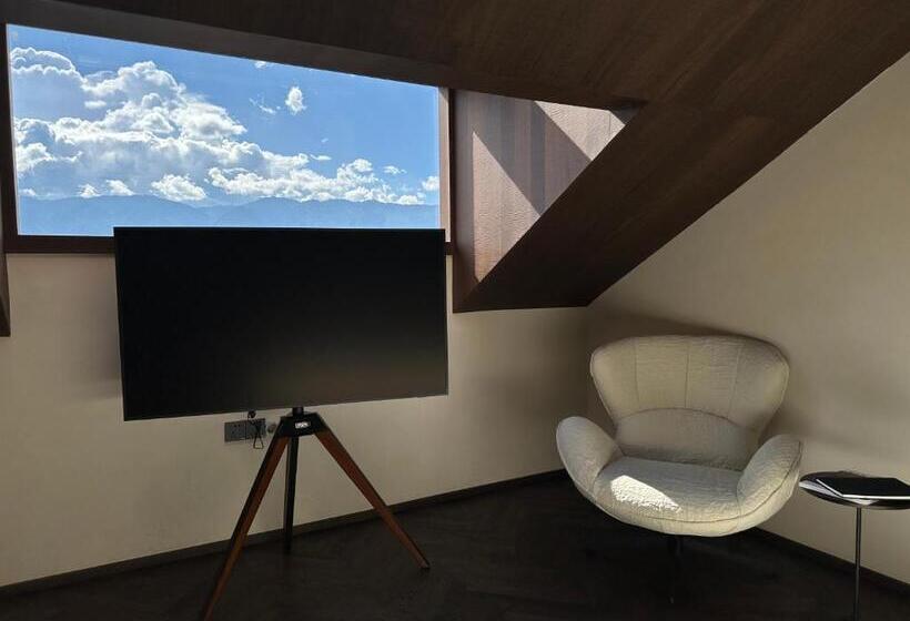 大理安汋海景酒店