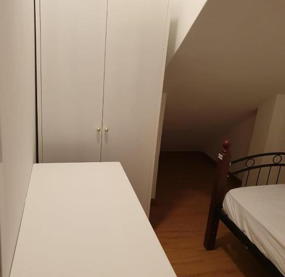 هاستل Duke Living