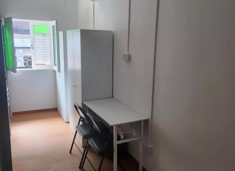 هاستل Duke Living