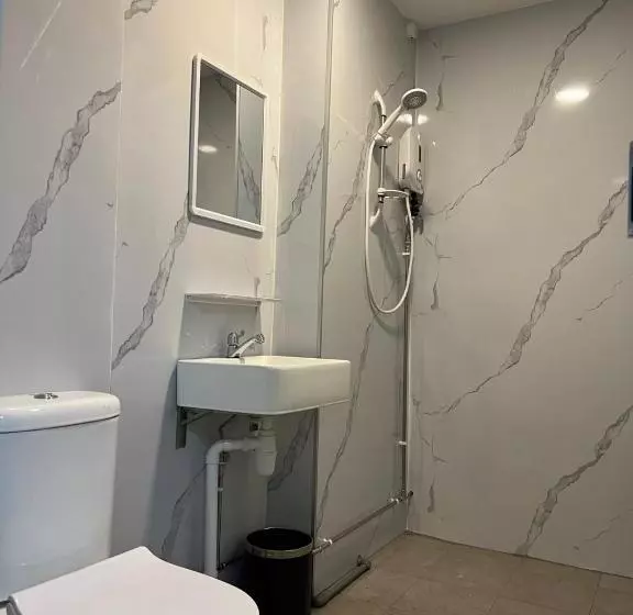 هاستل Duke Living