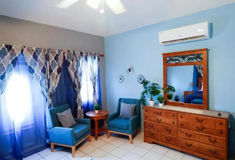 تختخواب و صبحانه C&d Residential Penthouse