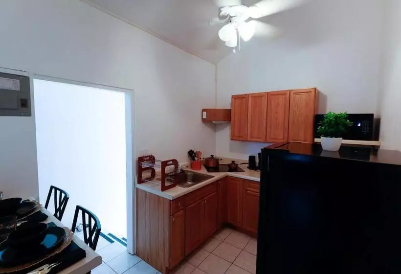 تختخواب و صبحانه C&d Residential Penthouse