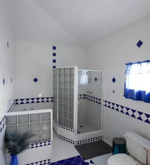 تختخواب و صبحانه C&d Residential Penthouse