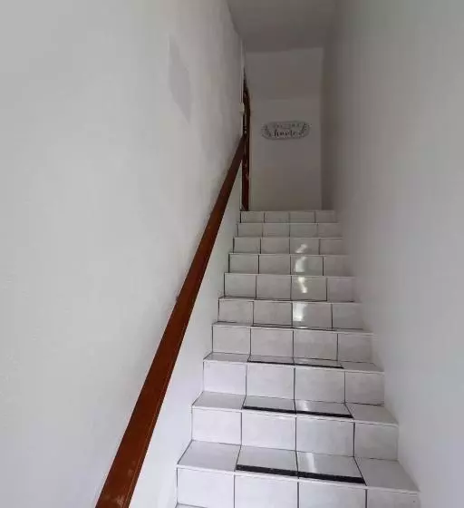 تختخواب و صبحانه C&d Residential Penthouse