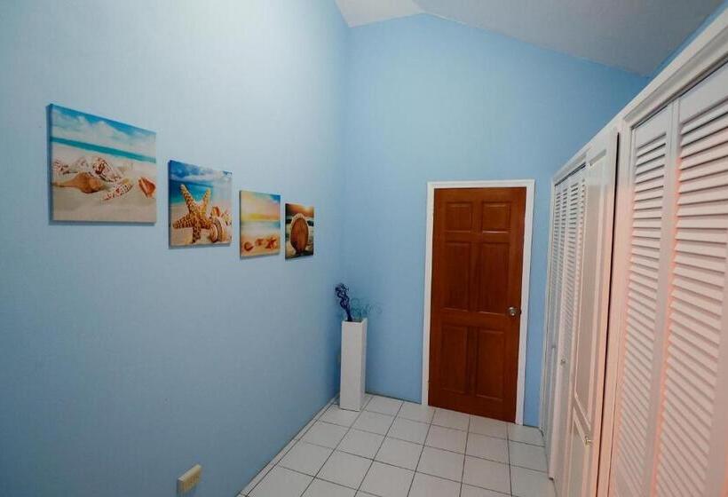 تختخواب و صبحانه C&d Residential Penthouse