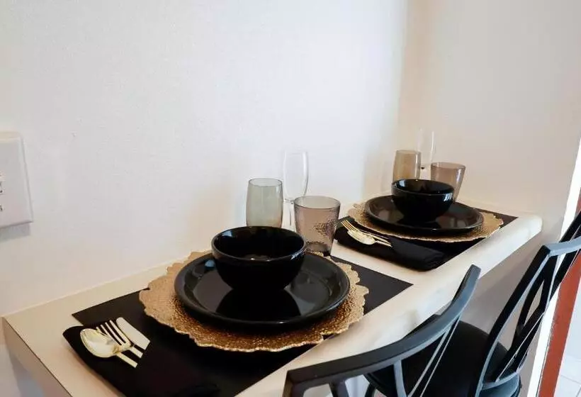 تختخواب و صبحانه C&d Residential Penthouse