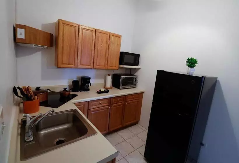 تختخواب و صبحانه C&d Residential Penthouse