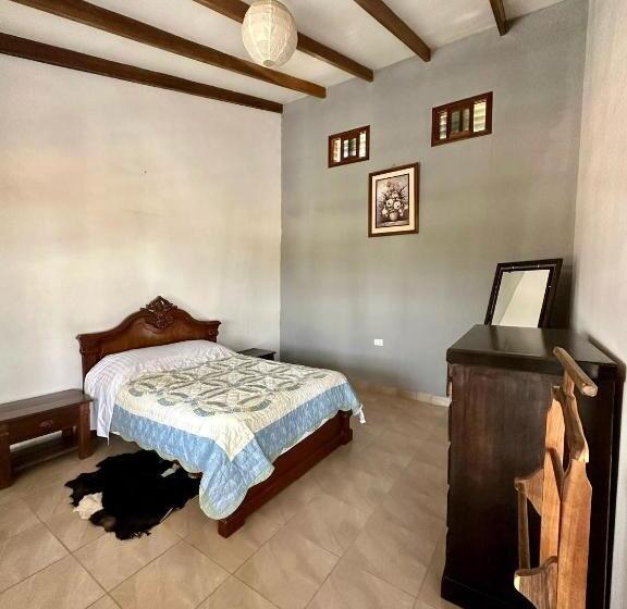 تختخواب و صبحانه El Refugio